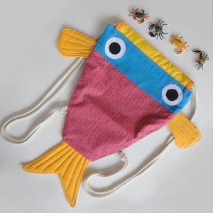 Mochila infantil pez