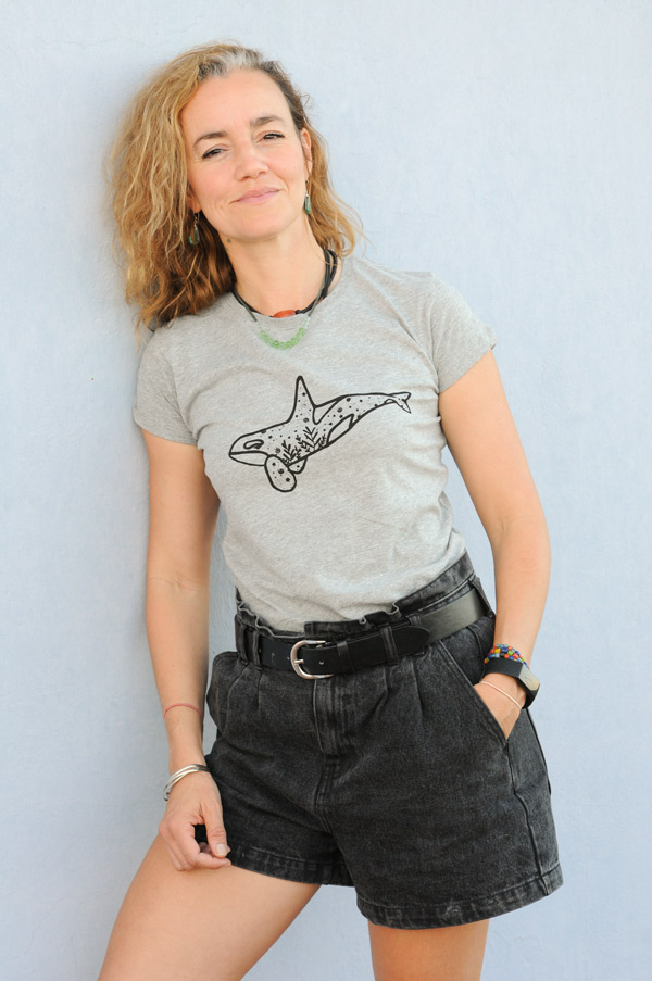 camiseta orca estrellas